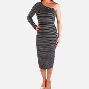 ⭐️Bar III NWT Striped Midi BodyCon Black & White Striped Dress Small